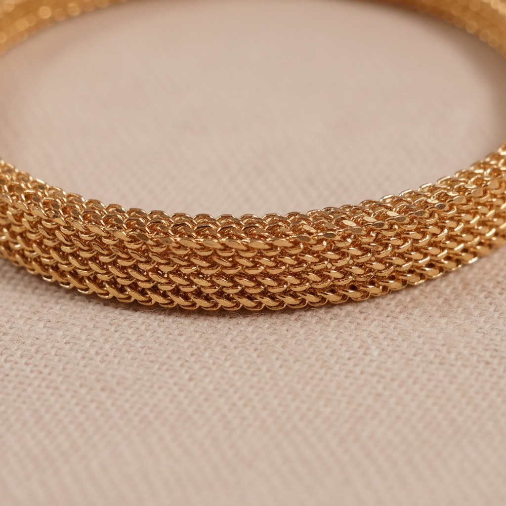 Mesh Chain Close Up